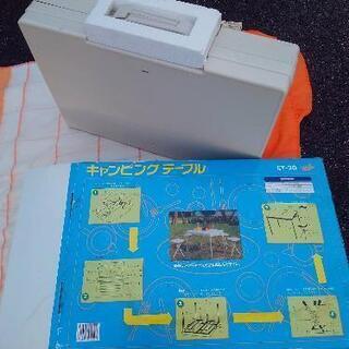 キャンプ用品  パラソル+テーブル+回転板　3点セットの画像