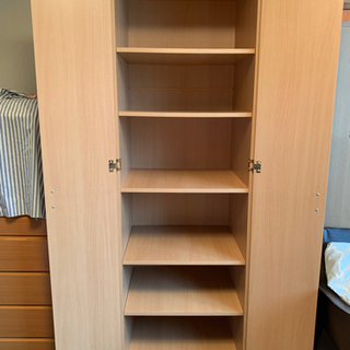 【無料】扉付き収納棚　差し上げます！の画像