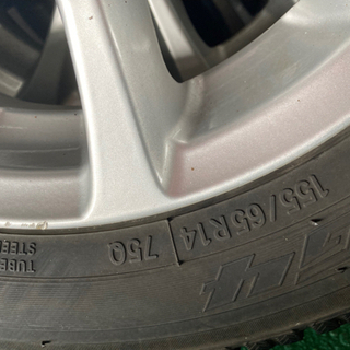 中古品スタッドレスタイヤ(155/65 R14)の画像