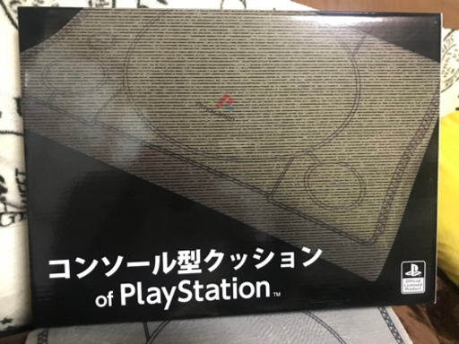 PlayStationのコンソール型クッション