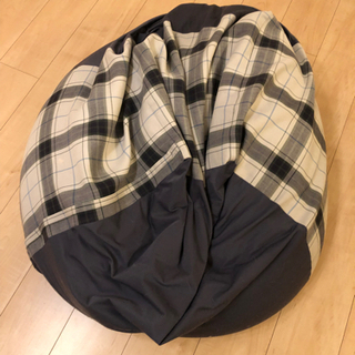 体にフィットするソファ幅６５×奥行６５×高さ４３ｃｍ　中古品