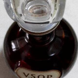激安！新品！SUNTORY　VSOPブランデーの画像