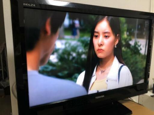 TOSHIBA　32型　液晶カラーテレビ　32BC3