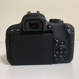 【ほぼ新品】Canon EOS KISS X9i ダブルズームキットの画像