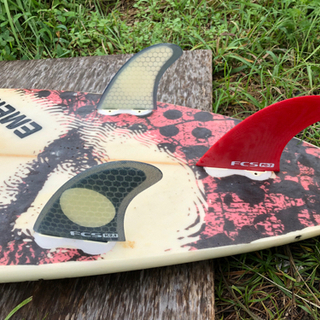 EMERY エメリーサーフボード 中古　手渡し希望の画像