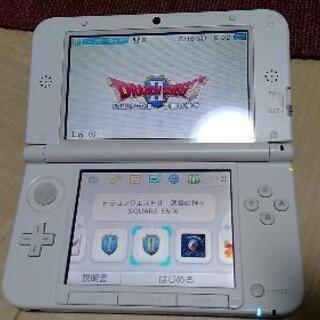 値下げ　任天堂　３DS LL ホワイト　ドラクエ　バイオハザードの画像