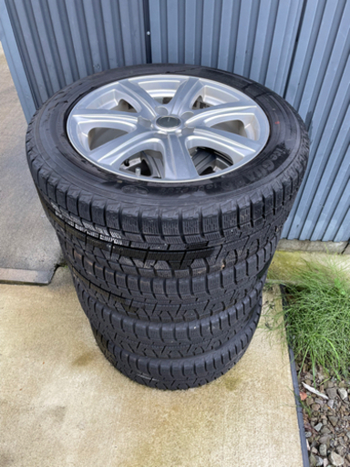 17インチスタッドレスタイヤホイール4本