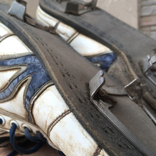 スパイク金刃打ち込みの画像