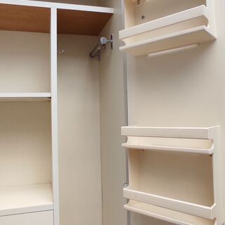 棚　開き戸　収納　キャビネット　木製の画像
