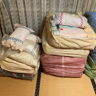 プロフ確認を！　布団類差し上げます！　長府豊城町エリア1の画像