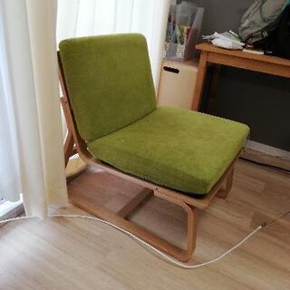 無印良品リビングでもダイニングでも使えるソファの画像