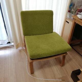 無印良品リビングでもダイニングでも使えるソファ