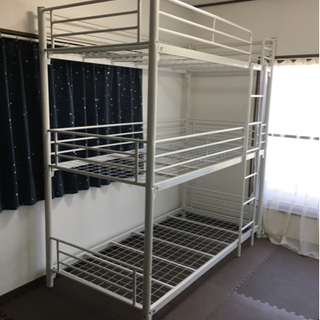 子供用　キッズ用　三段ベッド