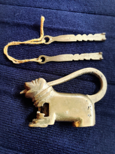 アンティーク　アニマル南京錠