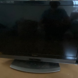 取引中　シャープ　32インチ　LEDテレビの画像
