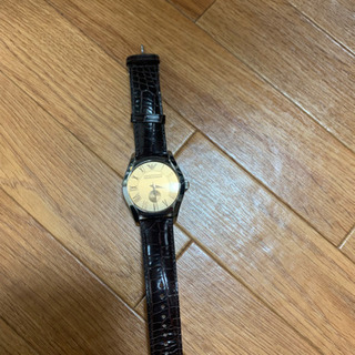 アルマーニ時計の画像