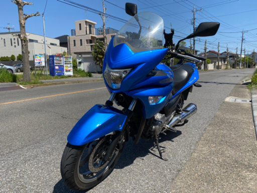 スズキ　GSR250S　車　バイク