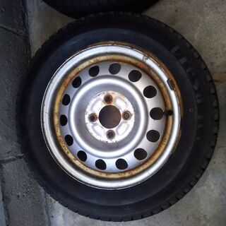 スタッドレスタイヤ　　 MAXXIS PRESA ICE  3本の画像