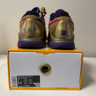 NIKE KOBE V PROTRO UNDEFEATED 25cmの画像