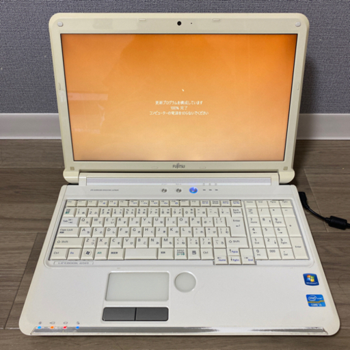 Fujitsu ノートパソコン　core-i3