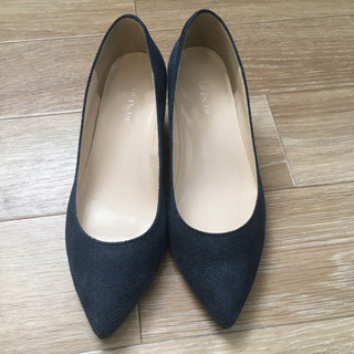 【美品】本革パンプス 22.5センチ