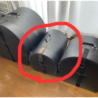 ★美品★ドラムケース（タム2個）ファイバーケース。ハードケース。