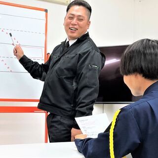 原付持ち帰りOK🏍日払いOK💰平均年齢33歳◎車・歩行者の誘導（筑紫野）👮‍♂️の画像