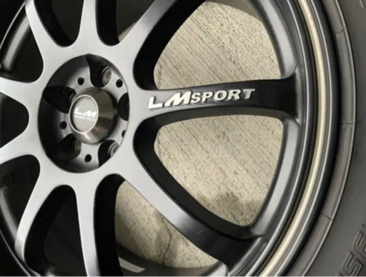 レアマイスター製　LM SPORT 18インチアルミ+タイヤ225/45R18