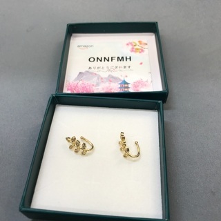 507◎ピアスとイヤカーフセットの画像