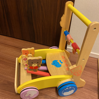 歩行器 カタカタ