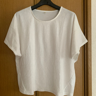 ホワイトレース柄Tシャツ