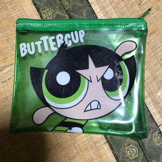 BUTTERCUPマルチケース