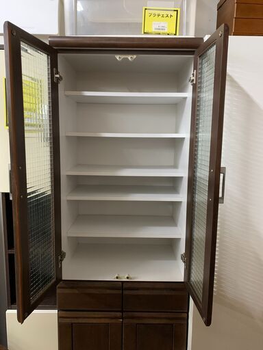 ◎食器棚　ブラウン　扉にキズ有◎　