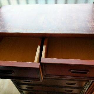 【譲ります】タンス6段、側面、上部にすり傷ありの画像