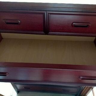 【譲ります】タンス6段、側面、上部にすり傷ありの画像