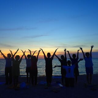 心と体を開放❣読谷村でビーチヨガ🏖の画像