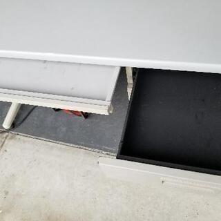 オフィスデスク鍵あり　事務机の画像