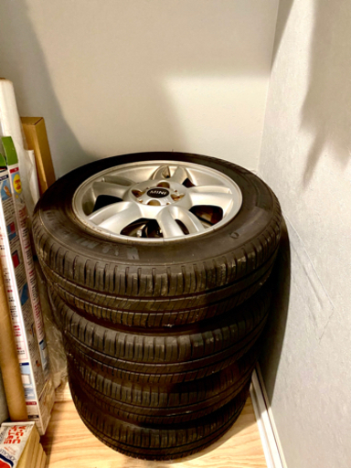 MINI夏タイヤ　175/65R15 純正ホイールおまけ　ミシュラン10/1よりメーカー値上げ　半月程度しか走っていません