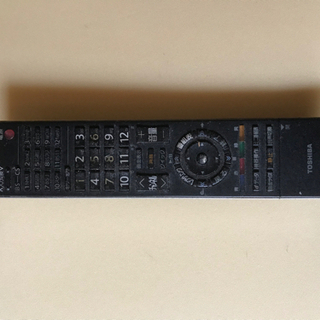 東芝　37型テレビの画像