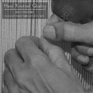 手織り　モロッコ　ベニワレンラグ