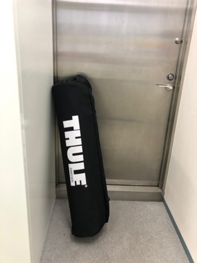 【取引終了】ＴＨＵＬＥ レンジャー９０　ルーフボックス　ルーフキャリア　折りたたみ式