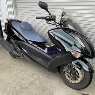 マジェスティ4d9　sg20j 前期フロントカウル　ブラック中古 マジェスティ4d9 sg20j 前期フロントカウル ブラック中古 4D9