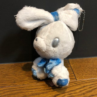 【汎用うさぎ】キーチェーンぬいぐるみ　スノーデザイン