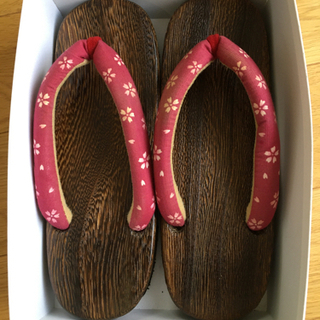 【受け渡し予定者あり】浴衣下駄　差し上げます