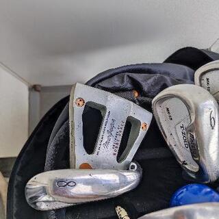 ゴルフセット　ブリジストンの画像