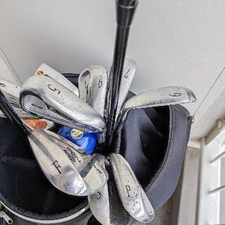 ゴルフセット　ブリジストンの画像