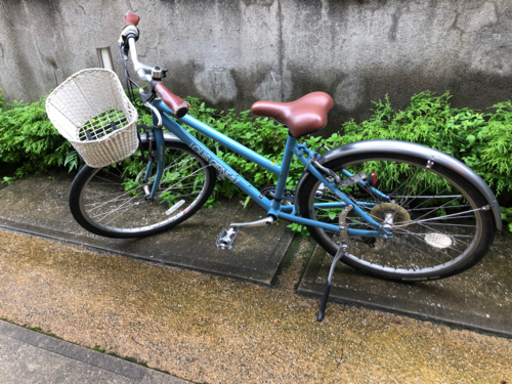 ROUIS GARNEAU ルイガノ