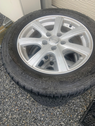 スタッドレスタイヤ　6穴