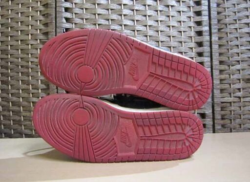 難有 ナイキ 94年復刻 エアジョーダン1 黒×赤 28.0cm US10 ブルズ アウェイカラー BRED ブレッド NIKE AIR JORDAN1 AJ1 札幌市 白石区 東札幌