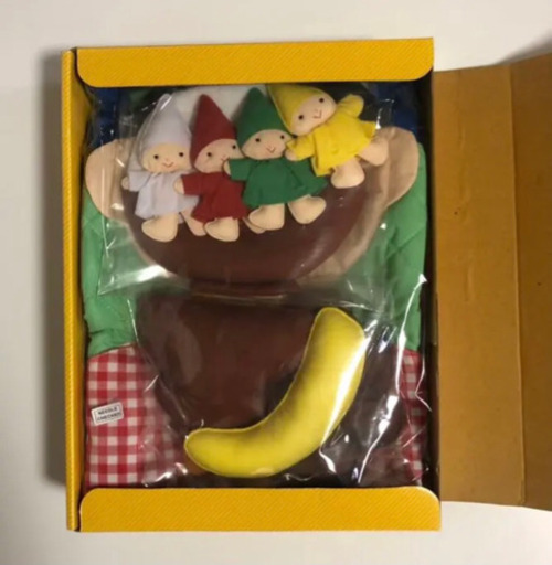 ⬛️ 新品・未使用品！！⬛️ なんでも食べる　元気なまあちゃん！！⬛食育エプロン！！️